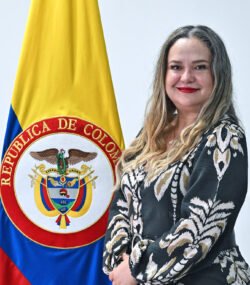 Dra. Angélica Marín Agudelo - VICEMINISTRA V ETERANO Y GRUPO SOCIAL Y EMPRESARIAL DEL SECTOR DEFENSA